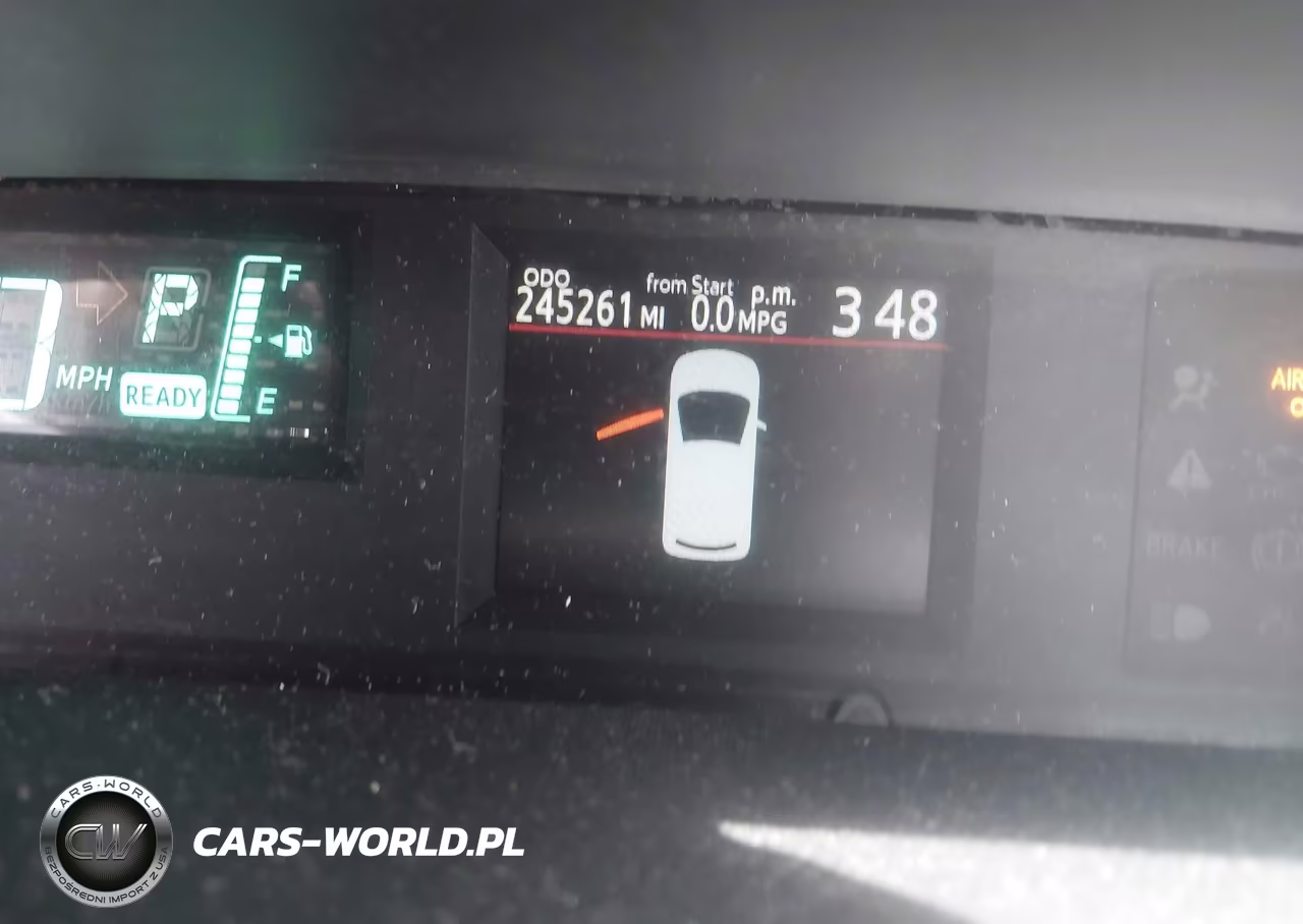 2012 Toyota Prius C Two VIN:JTDKDTB37C1012599 - 15