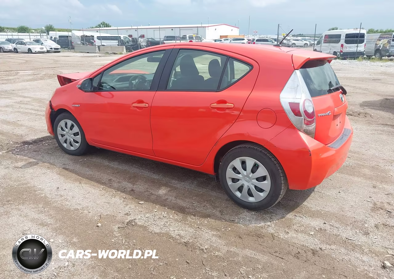 2012 Toyota Prius C Two VIN:JTDKDTB37C1012599 - 3