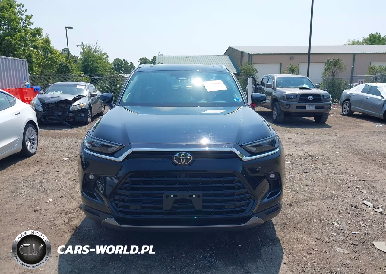 2025 Toyota Grand Highlander Hybrid Limited VIN:5TDACAB52SS047234 - 12