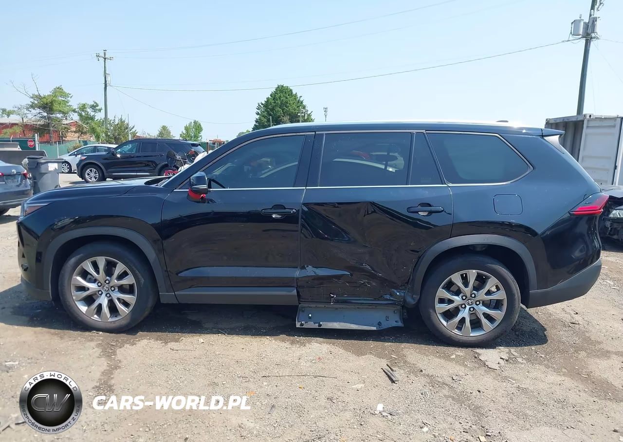 2025 Toyota Grand Highlander Hybrid Limited VIN:5TDACAB52SS047234 - 14