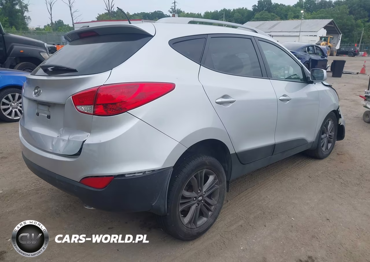 2014 Hyundai Tucson Se VIN:KM8JU3AG6EU872961 - 4