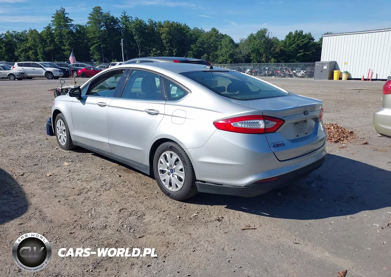 2014 Ford Fusion S VIN:1FA6P0G76E5358860 - 3