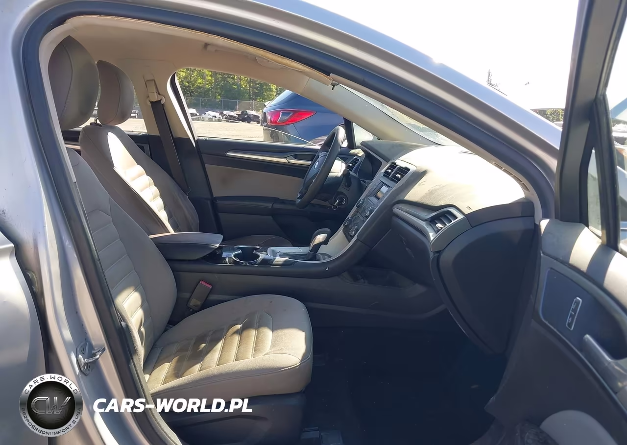 2014 Ford Fusion S VIN:1FA6P0G76E5358860 - 5