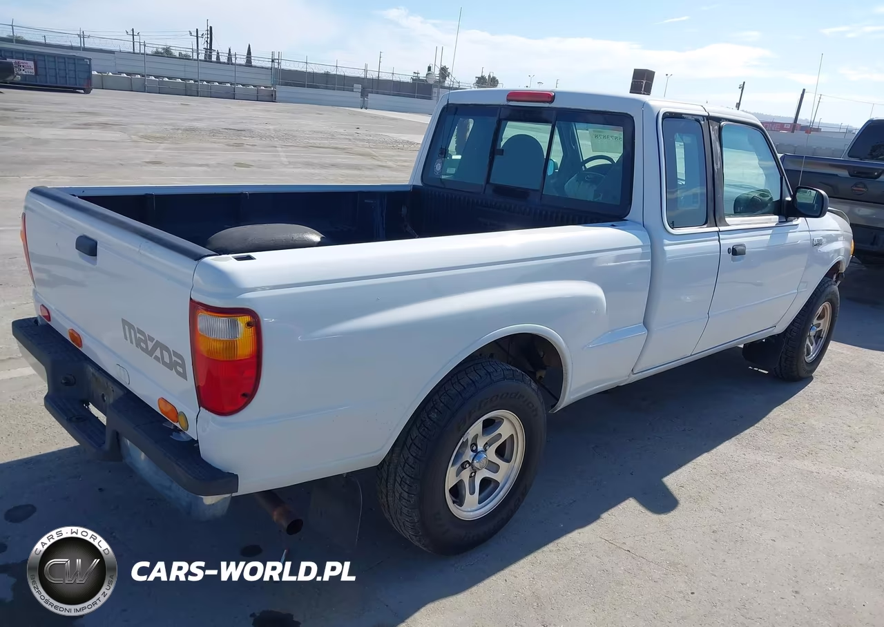 2003 Mazda B3000 Se VIN:4F4YR46V73TM15748 - 4