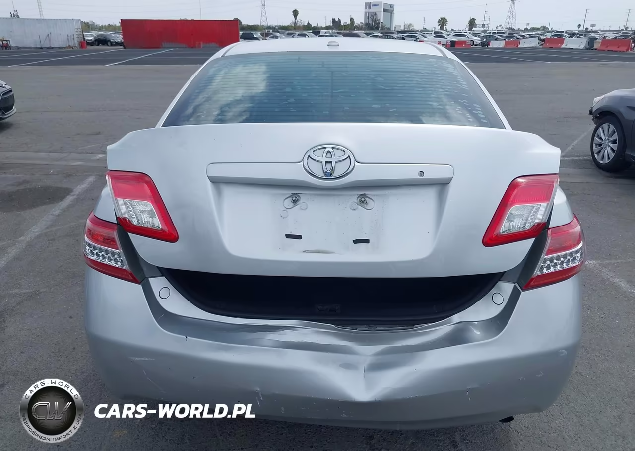 2010 Toyota Camry Le VIN:4T4BF3EK7AR018171 - 17