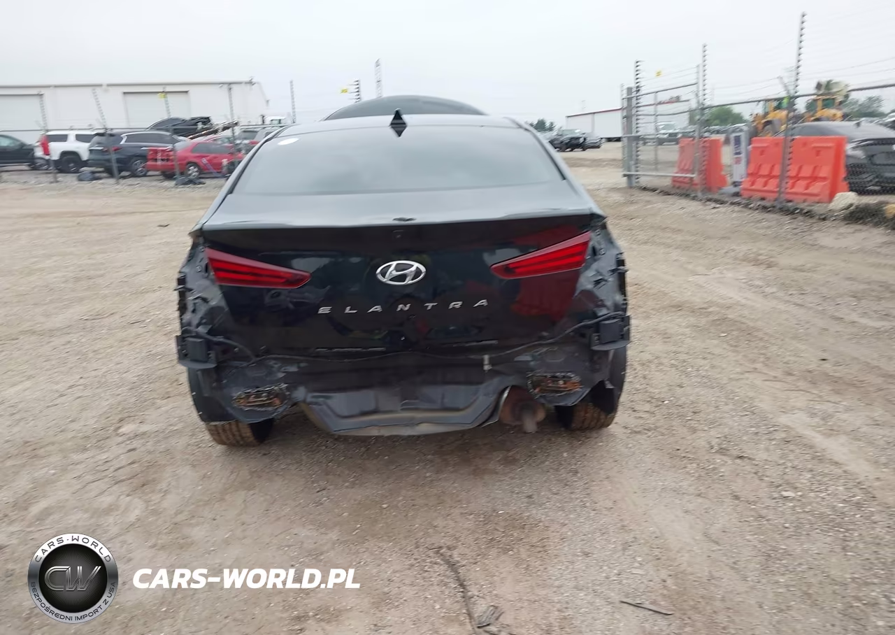 2019 Hyundai Elantra Sel VIN:5NPD84LF1KH418784 - 6