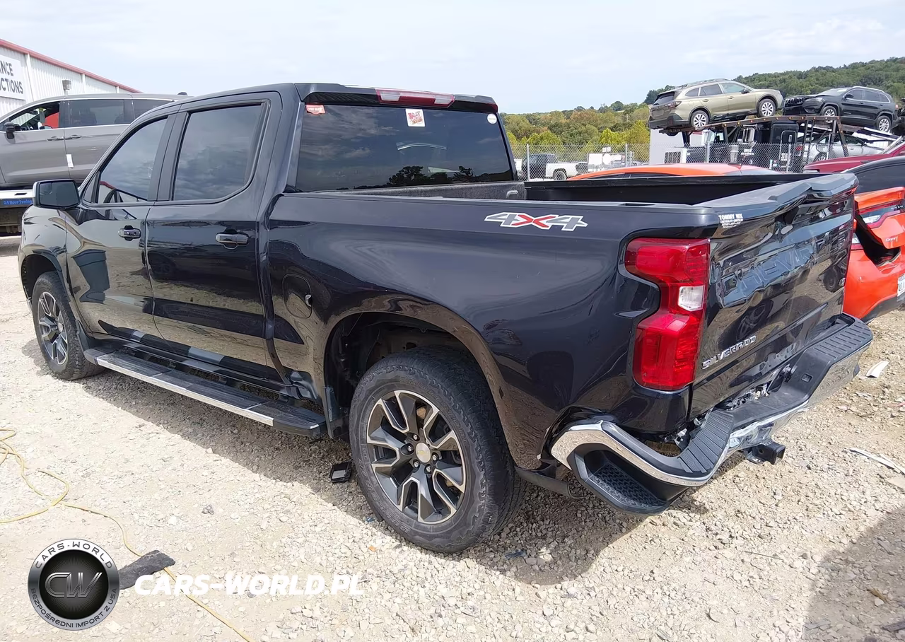 2023 Chevrolet Silverado 1500 4Wd Short Bed Lt With 2Fl VIN:3GCPDKEK9PG245992 - 3