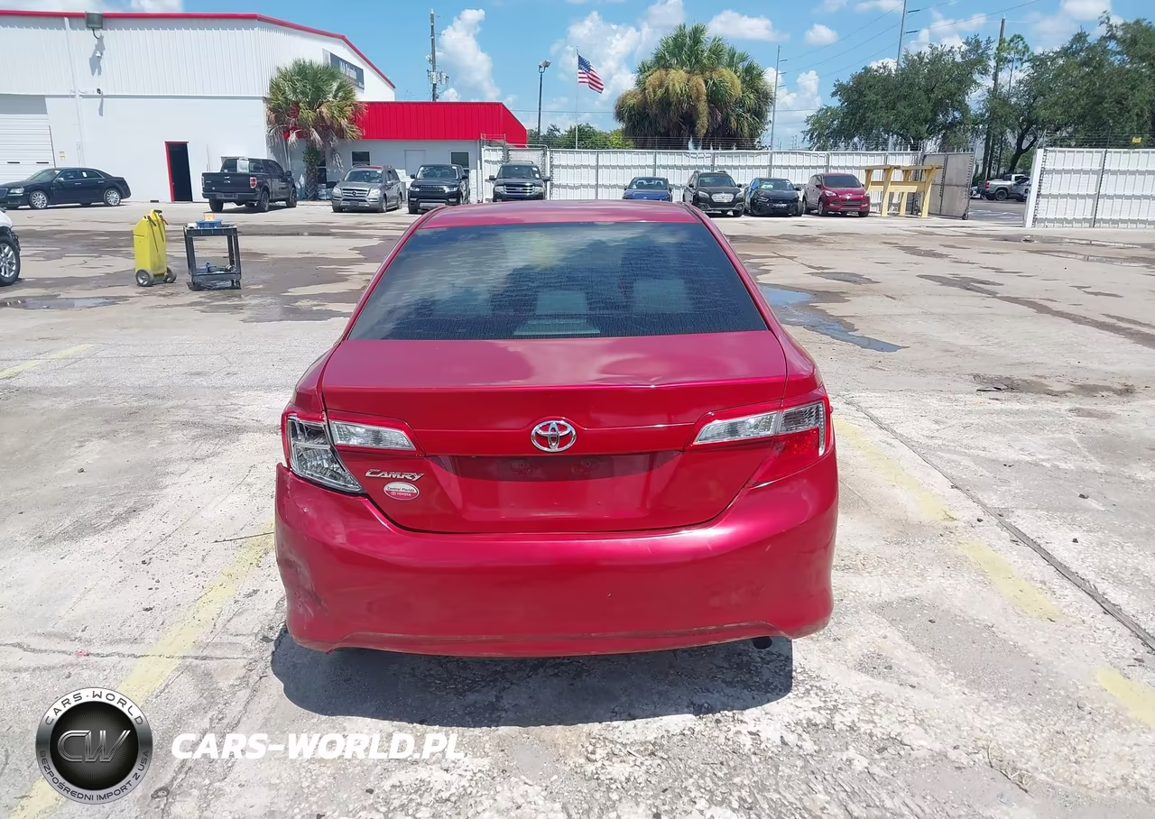 2014 Toyota Camry L VIN:4T1BF1FK6EU779938 - 16
