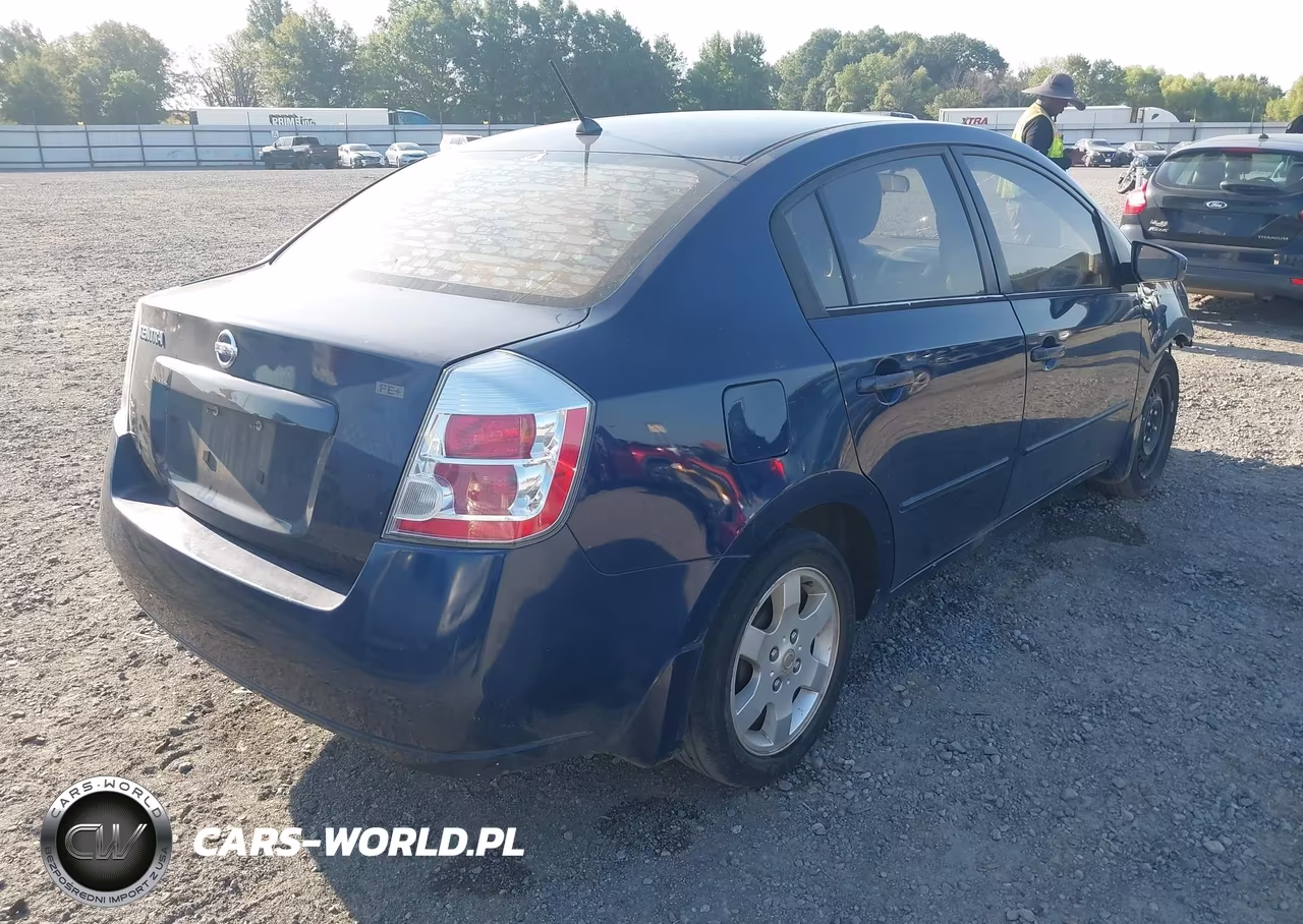 2009 Nissan Sentra 2.0S VIN:3N1AB61E99L698235 - 4