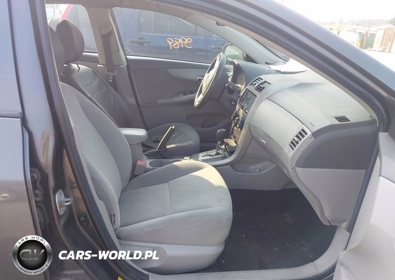 2010 Toyota Corolla Le VIN:2T1BU4EE6AC257390 - 5