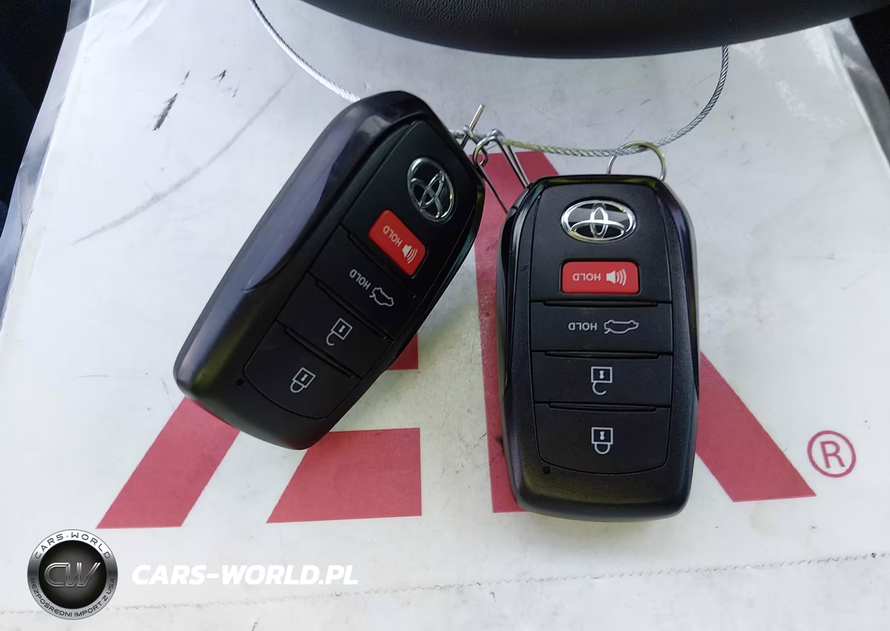 2026 Toyota Camry Se VIN:4T1DAACK2TU765589 - 11
