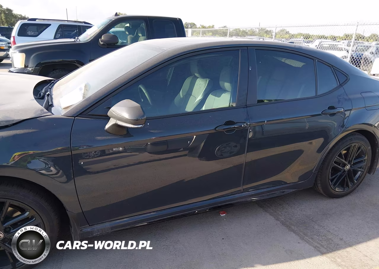 2026 Toyota Camry Se VIN:4T1DAACK2TU765589 - 14