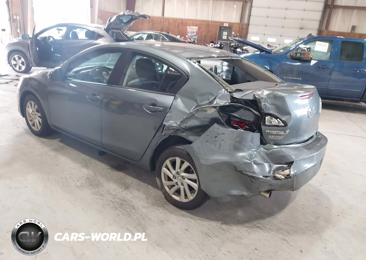 2012 Mazda Mazda3 I Touring VIN:JM1BL1V88C1541669 - 3