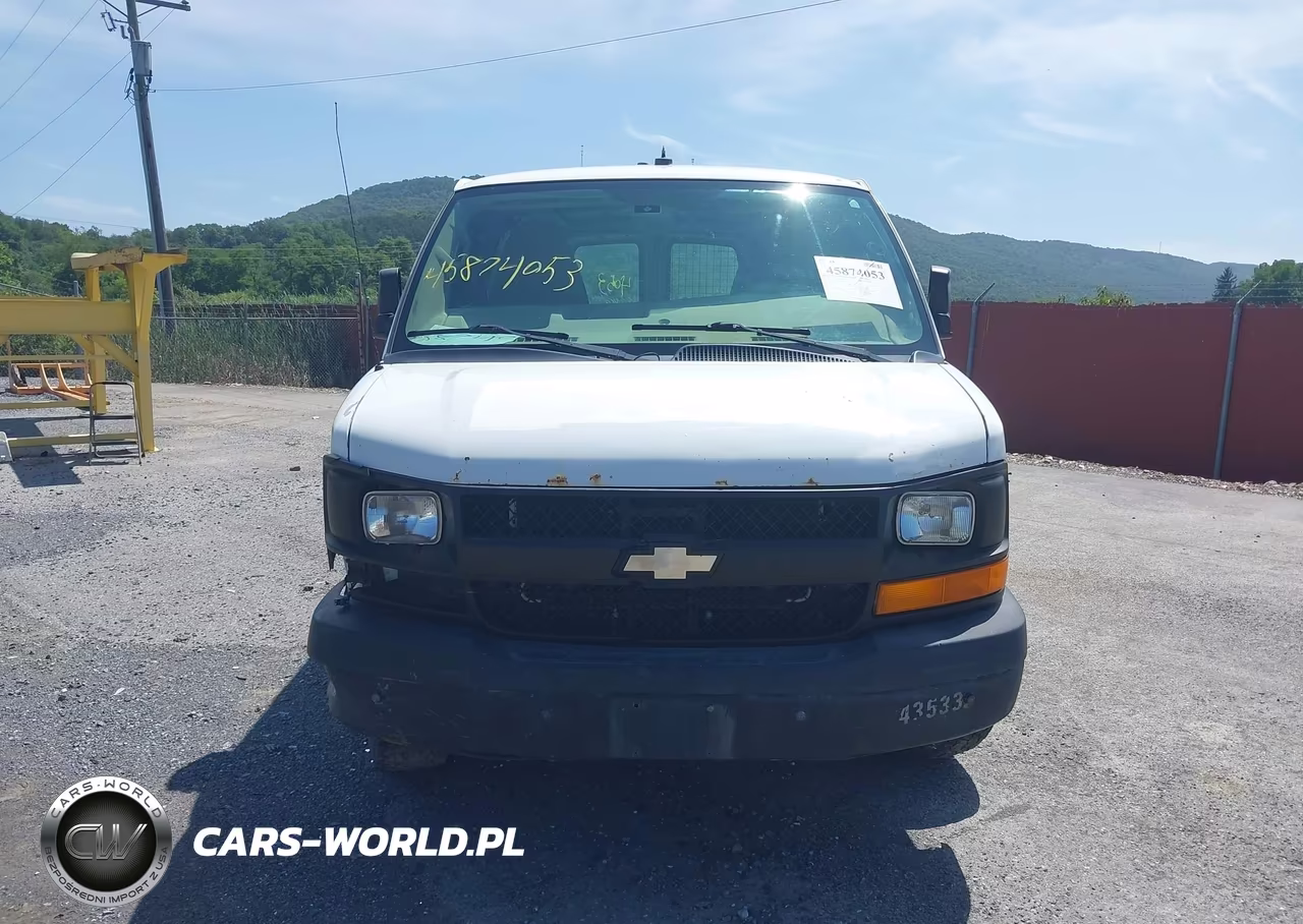 2011 Chevrolet Express 2500 VIN:1GCWGFCA5B1181624 - 13