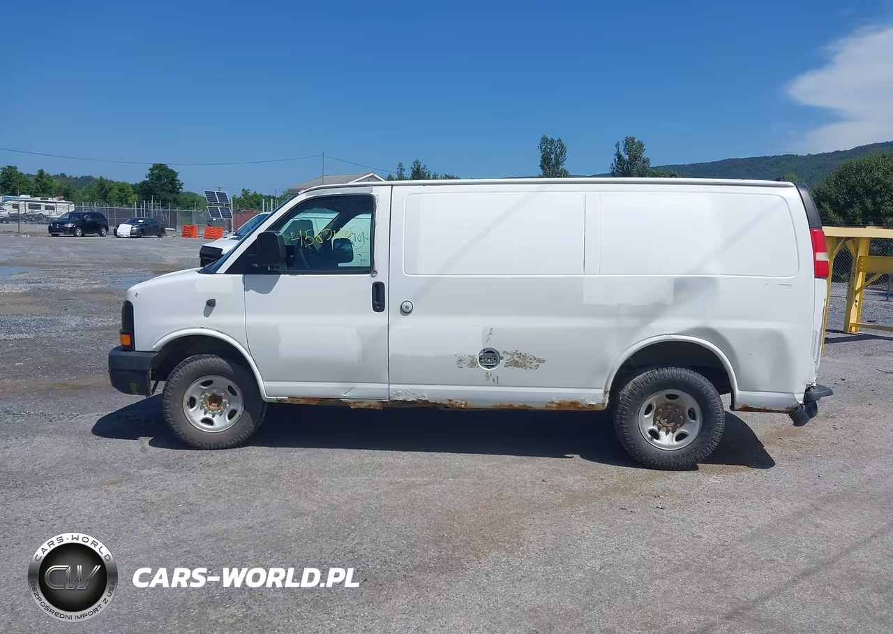 2011 Chevrolet Express 2500 VIN:1GCWGFCA5B1181624 - 15