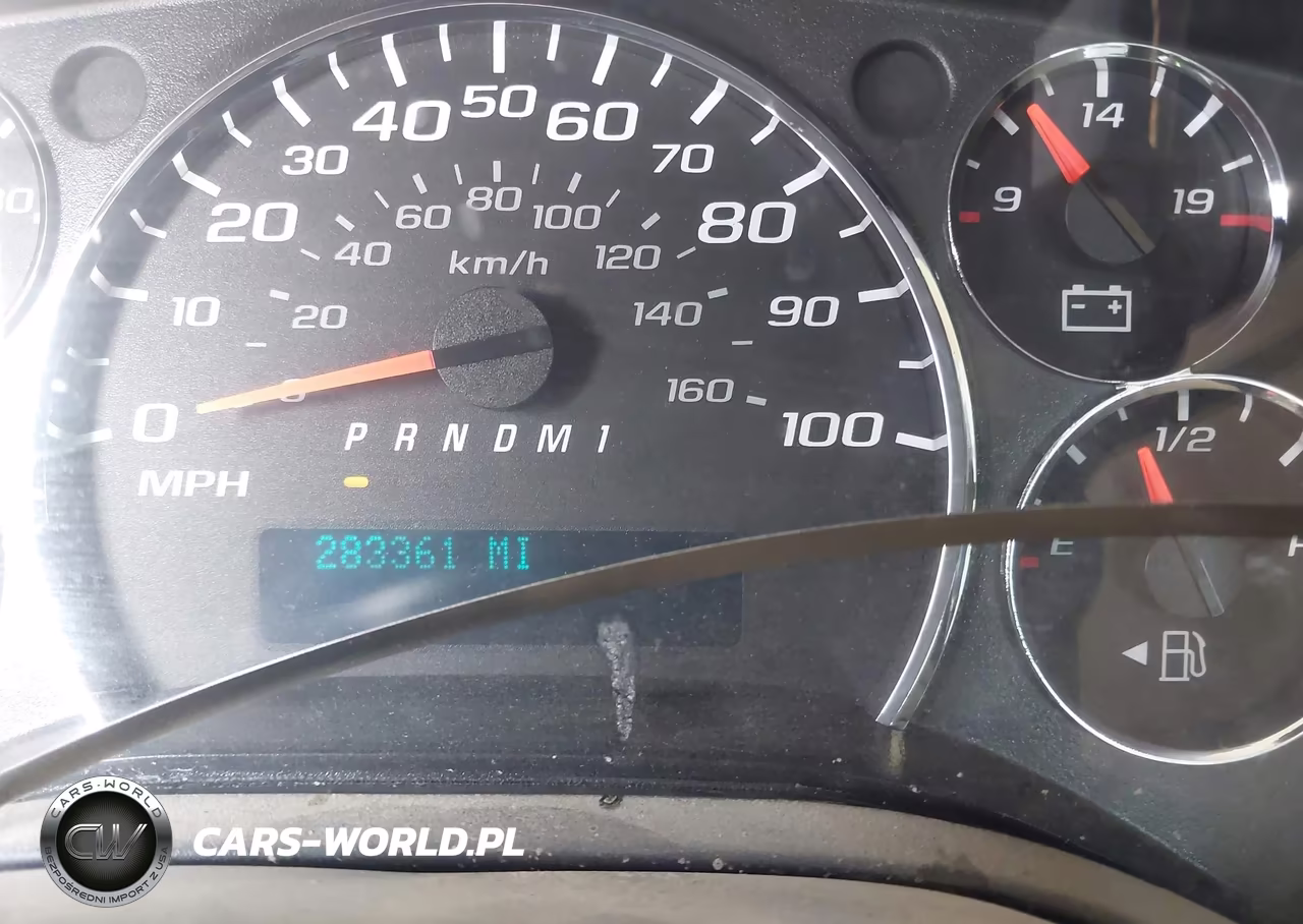2011 Chevrolet Express 2500 VIN:1GCWGFCA5B1181624 - 6
