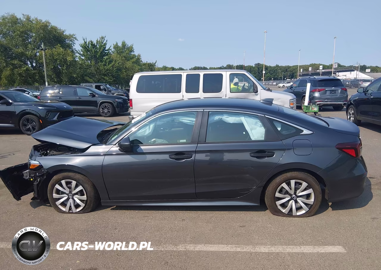 2026 Honda Civic Lx VIN:2HGFE2F23TH572732 - 14