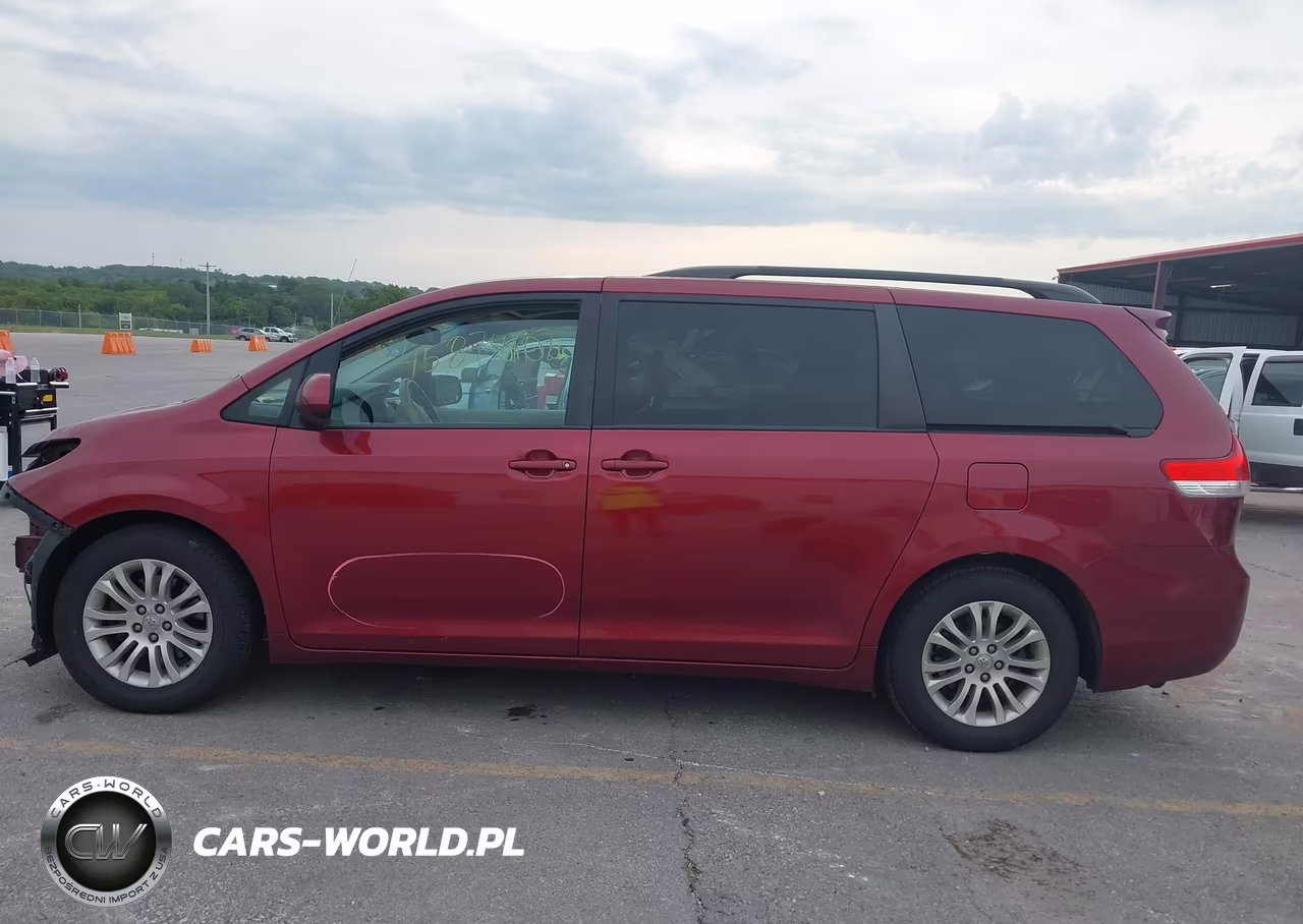 2012 Toyota Sienna Xle V6 8 Passenger VIN:5TDYK3DC2CS251235 - 15