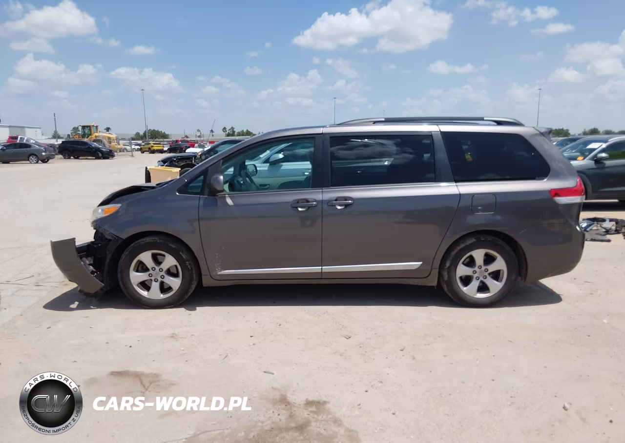 2012 Toyota Sienna Le V6 8 Passenger VIN:5TDKK3DC3CS274576 - 14