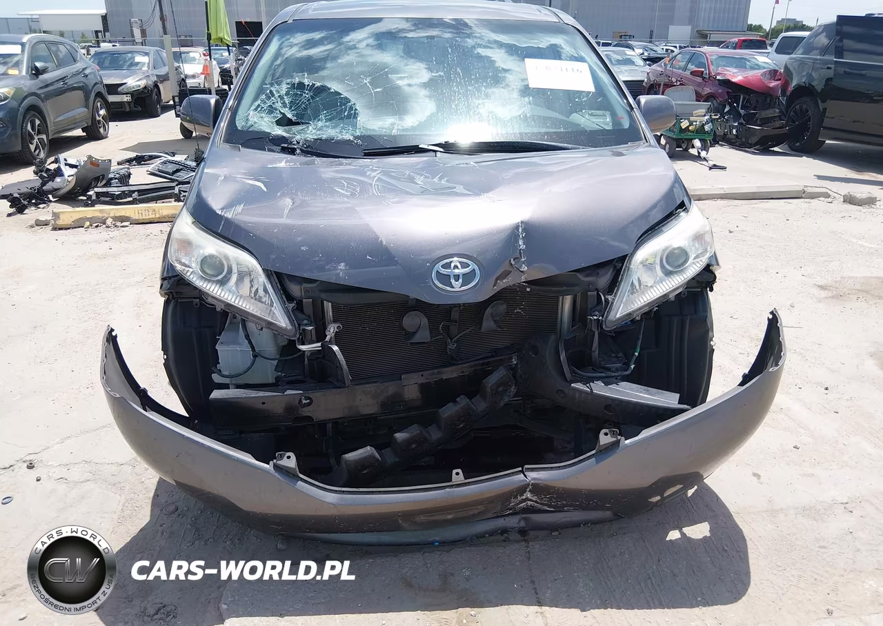 2012 Toyota Sienna Le V6 8 Passenger VIN:5TDKK3DC3CS274576 - 6