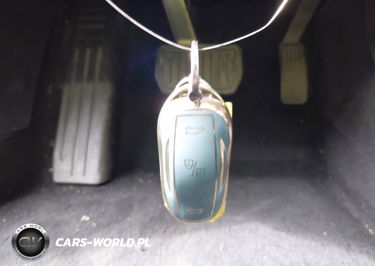2015 Tesla Model S 60-70-85 VIN:5YJSA1S19FFP72511 - 11