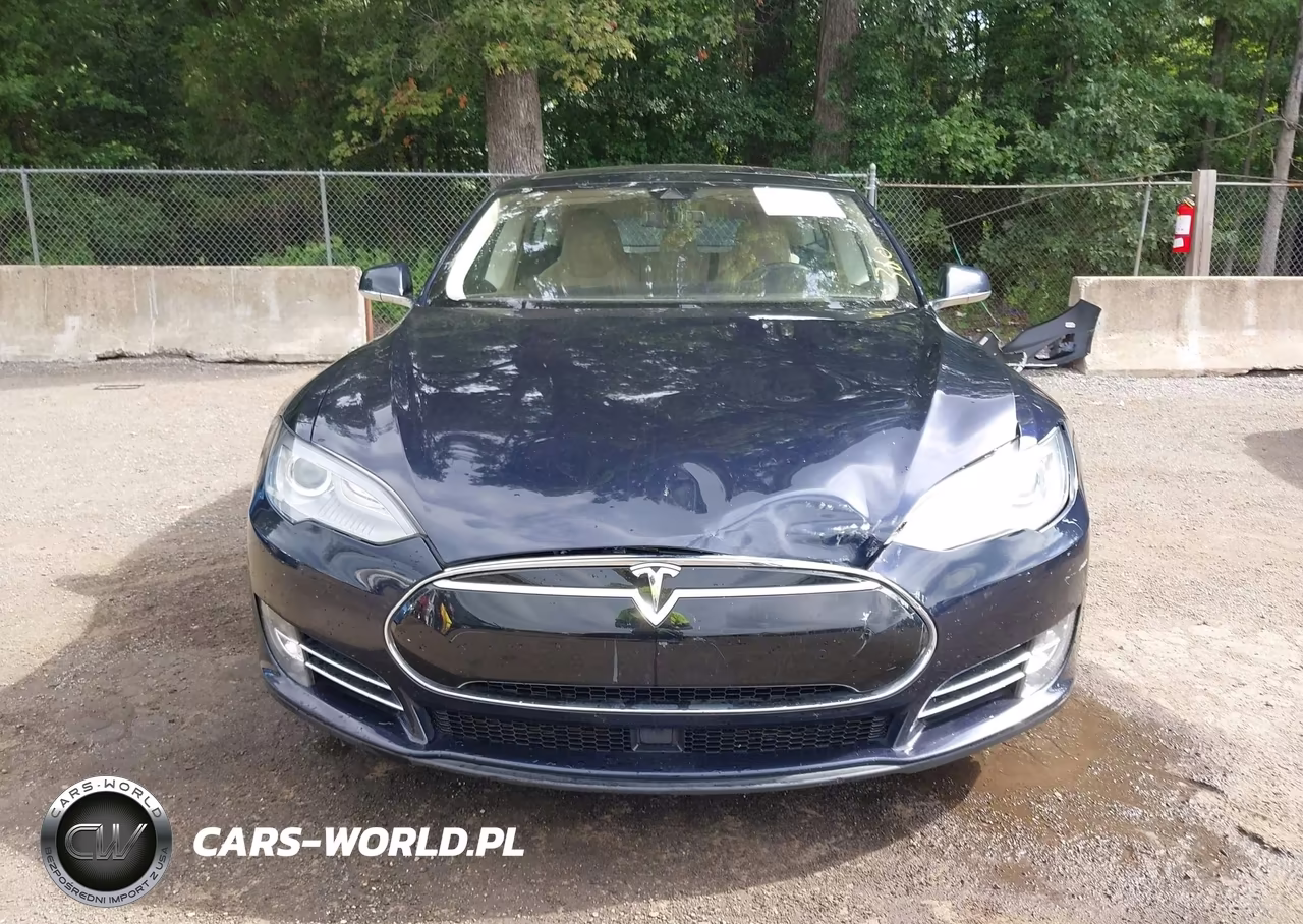 2015 Tesla Model S 60-70-85 VIN:5YJSA1S19FFP72511 - 12