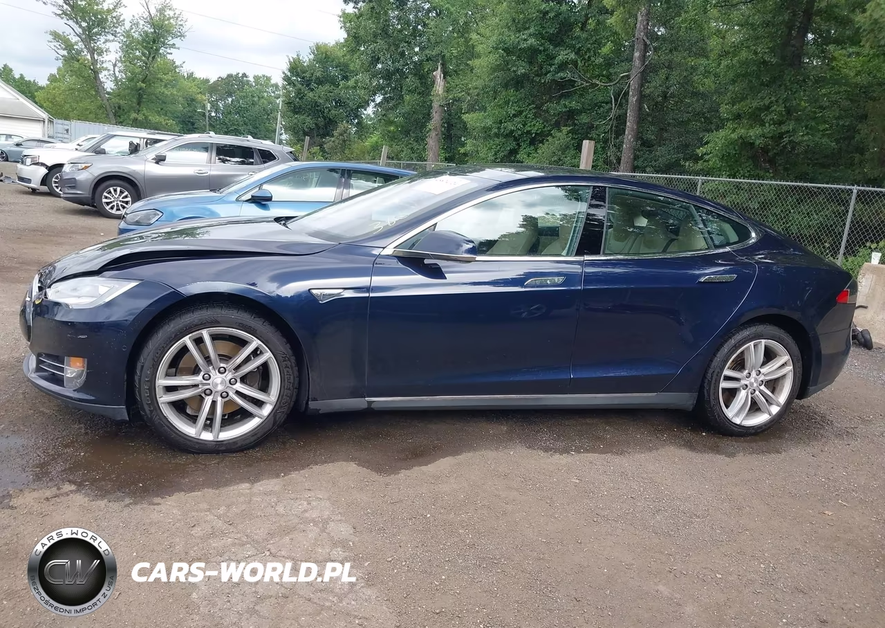 2015 Tesla Model S 60-70-85 VIN:5YJSA1S19FFP72511 - 14
