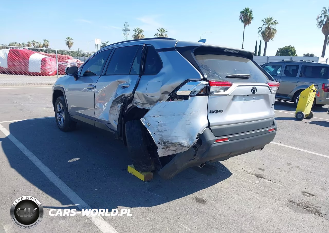 2025 Toyota Rav4 Hybrid Le VIN:JTMMWRFV8SD308424 - 3