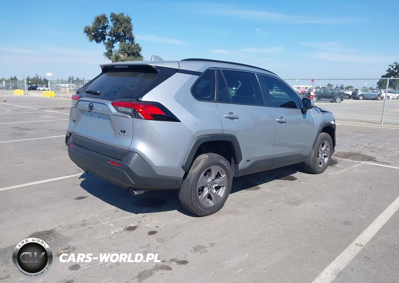 2025 Toyota Rav4 Hybrid Le VIN:JTMMWRFV8SD308424 - 4