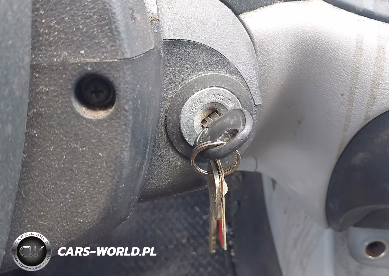 2008 Hyundai Accent Gs VIN:KMHCM36C38U073884 - 11
