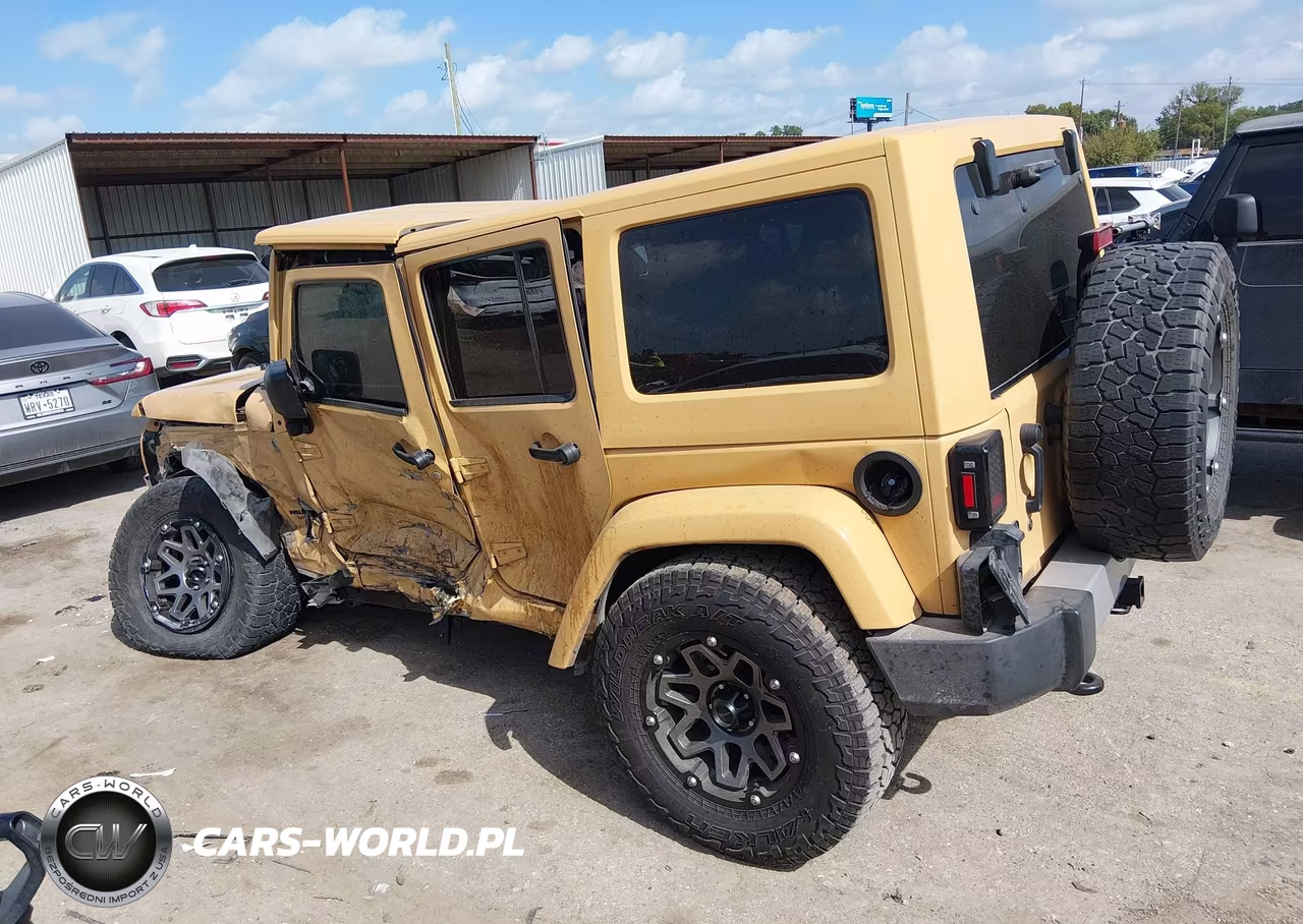 2013 Jeep Wrangler Unlimited Sahara VIN:1C4BJWEG9DL617979 - 14