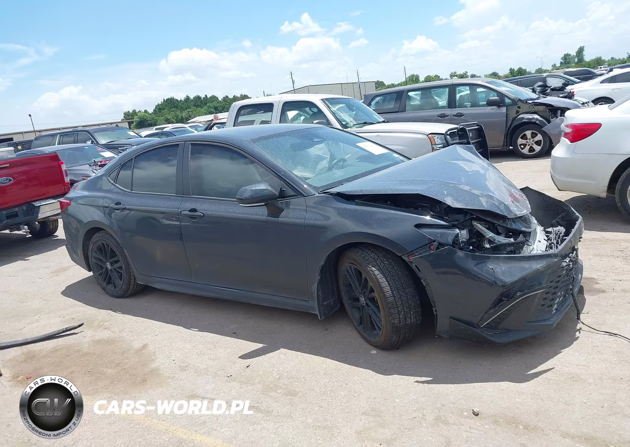 2025 Toyota Camry Se VIN:4T1DAACK3SU513140 - 13