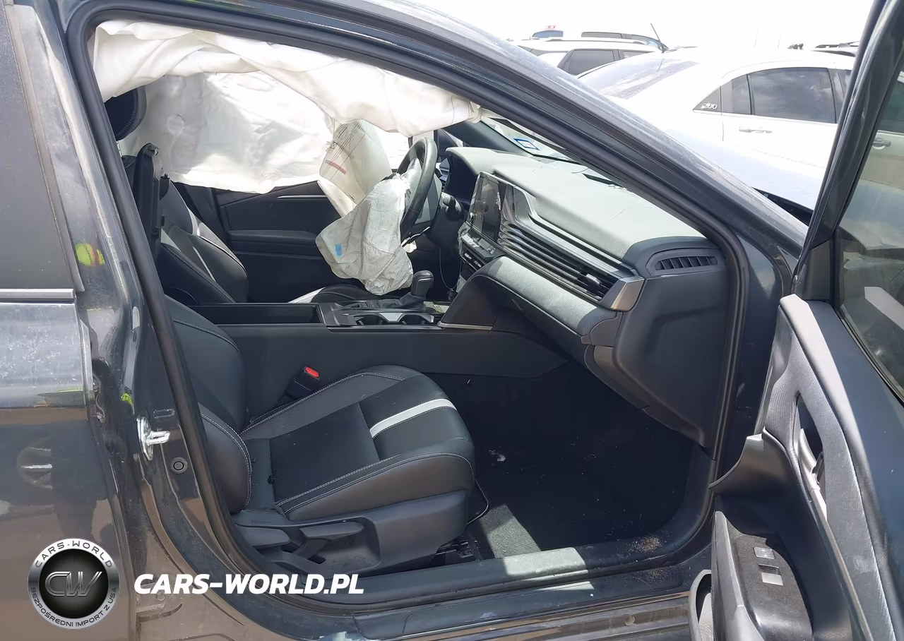 2025 Toyota Camry Se VIN:4T1DAACK3SU513140 - 5