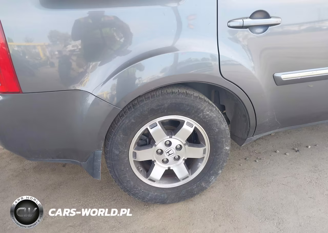 2011 Honda Pilot Touring VIN:5FNYF4H99BB001907 - 6