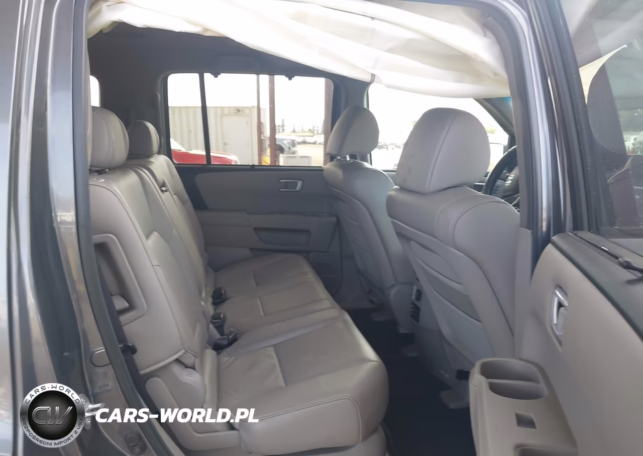 2011 Honda Pilot Touring VIN:5FNYF4H99BB001907 - 8