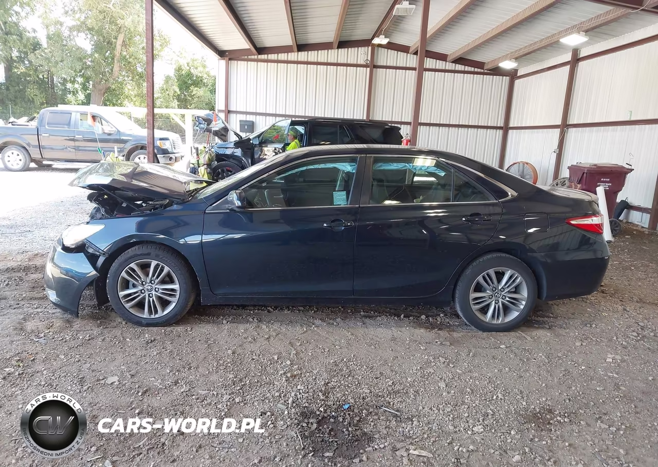 2016 Toyota Camry Se VIN:4T1BF1FK3GU139155 - 14