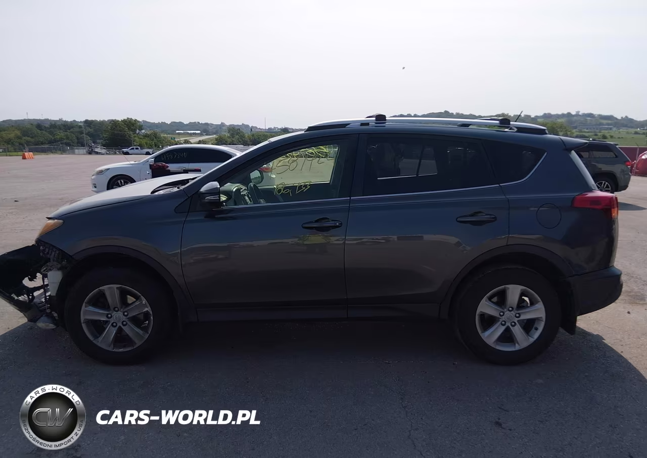 2013 Toyota Rav4 Xle VIN:JTMRFREV6DD010240 - 14