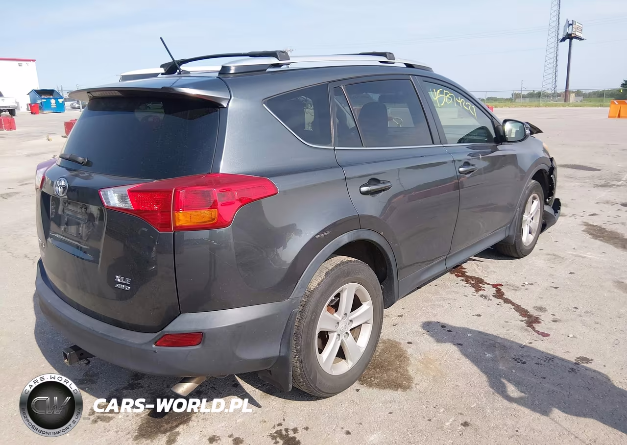 2013 Toyota Rav4 Xle VIN:JTMRFREV6DD010240 - 4