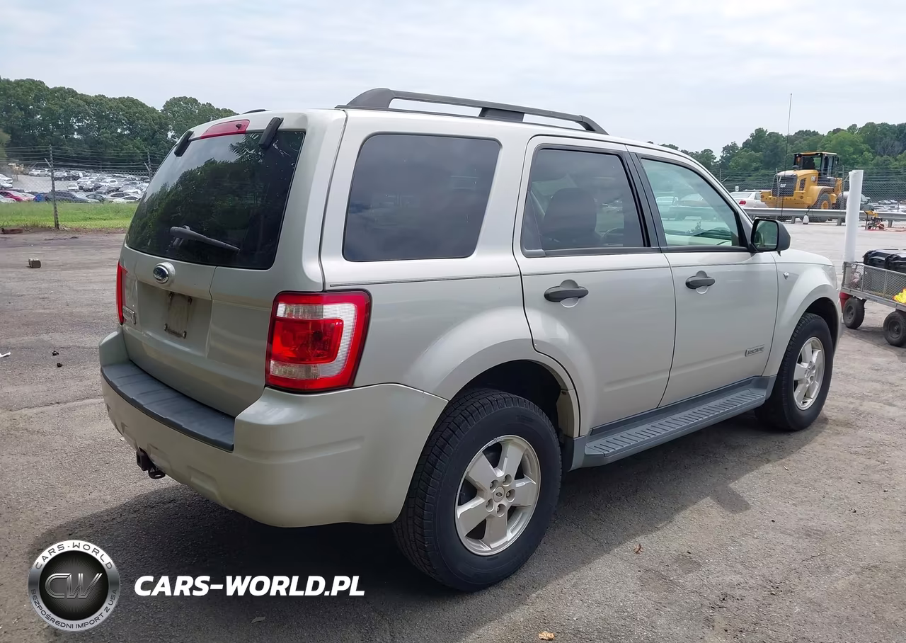 2008 Ford Escape Xlt VIN:1FMCU03138KA04609 - 4