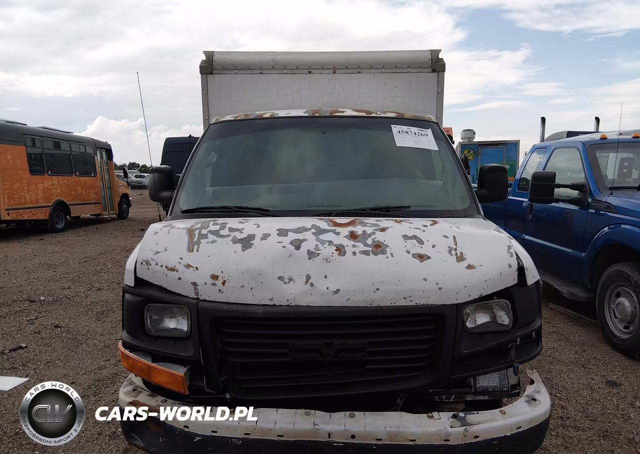 2007 GMC Savana Cutaway Work Van VIN:1GDGG31V771904031 - 12