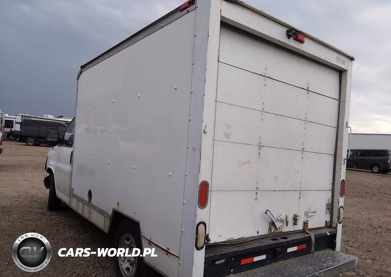 2007 GMC Savana Cutaway Work Van VIN:1GDGG31V771904031 - 3