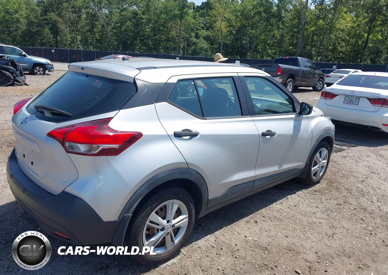 2020 Nissan Kicks S Xtronic Cvt VIN:3N1CP5BV2LL559171 - 4