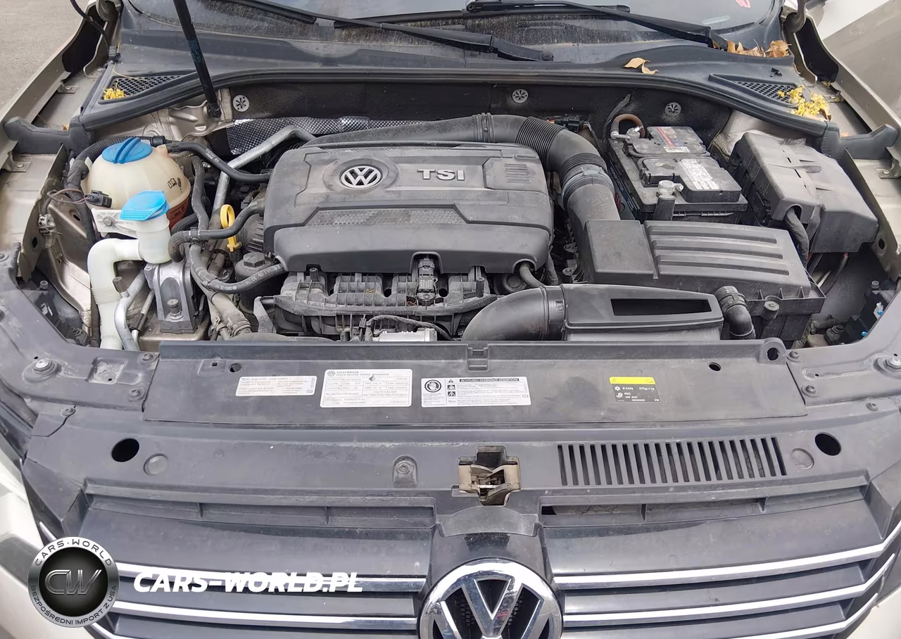 2015 Volkswagen Passat 1.8T Wolfsburg Edition VIN:1VWAT7A38FC048346 - 10