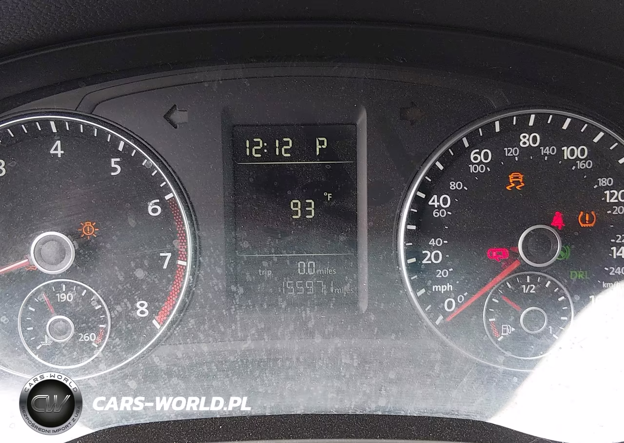 2015 Volkswagen Passat 1.8T Wolfsburg Edition VIN:1VWAT7A38FC048346 - 15