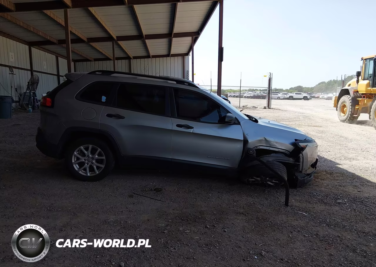 2015 Jeep Cherokee Sport VIN:1C4PJLAB8FW732363 - 13