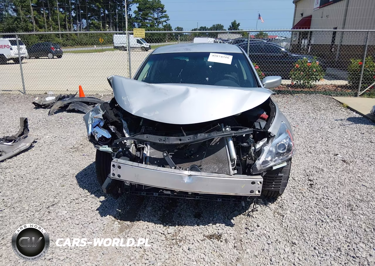 2015 Nissan Altima 2.5 S VIN:1N4AL3AP0FN873757 - 6