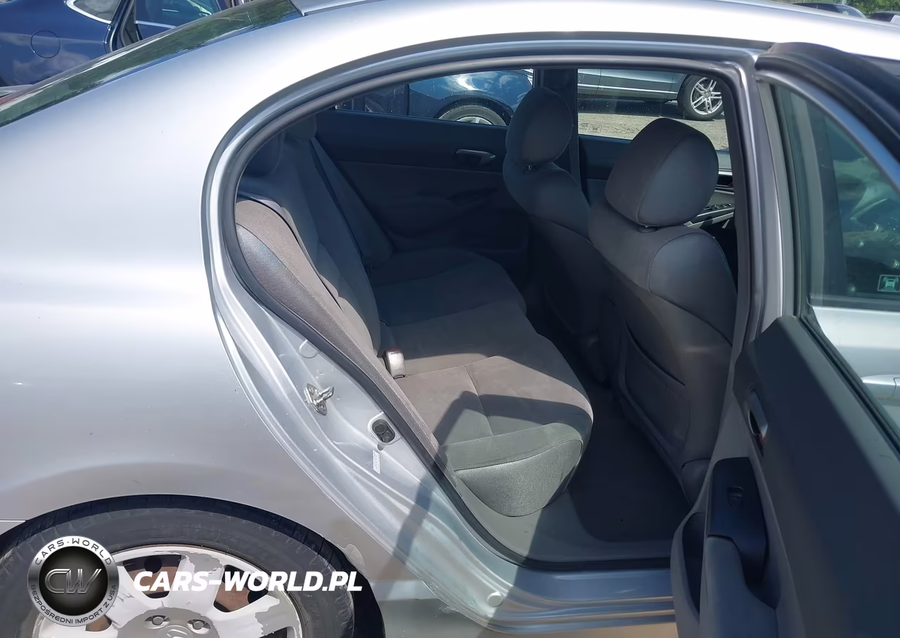 2007 Honda Civic Lx VIN:1HGFA16507L061861 - 8