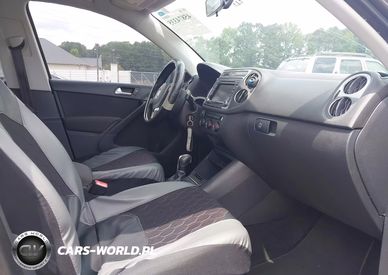 2015 Volkswagen Tiguan S VIN:WVGAV7AX7FW565695 - 5