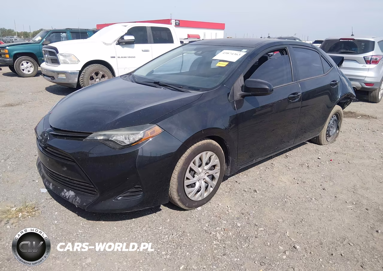 2017 Toyota Corolla Le VIN:5YFBURHE8HP571299 - 2