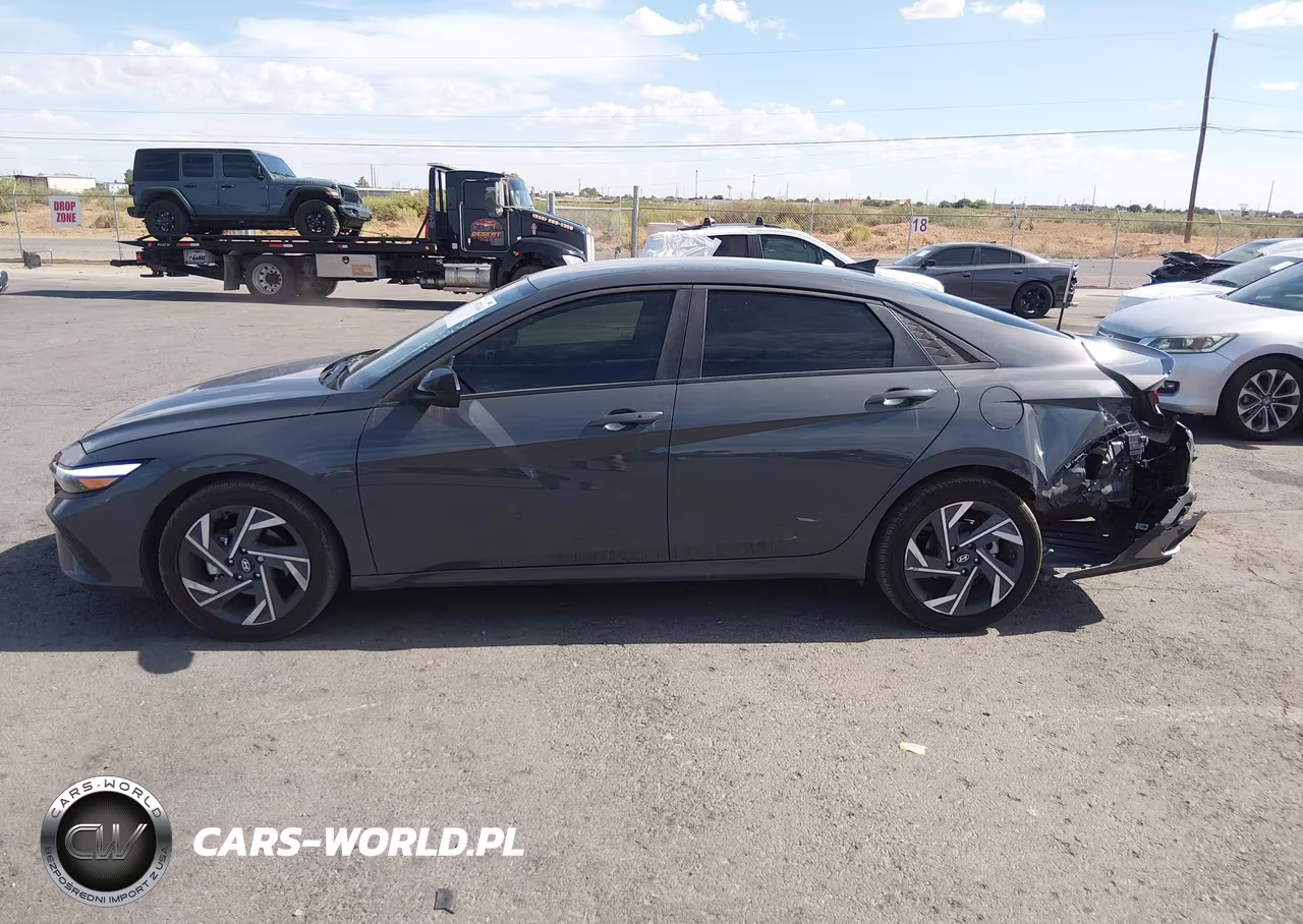 2025 Hyundai Elantra Sel Sport VIN:KMHLM4DG8SU993397 - 15